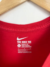 Load image into Gallery viewer, Nike t-shirt (L)