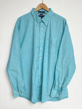 Load image into Gallery viewer, Tommy Hilfiger shirt (XL)