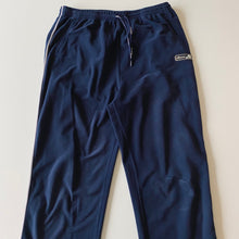 Load image into Gallery viewer, Ellesse track pants (M)