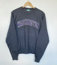 Load image into Gallery viewer, Champion sweatshirt (S)