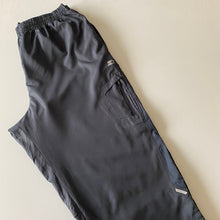 Load image into Gallery viewer, Starter track pants (XL)