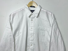 Load image into Gallery viewer, Nautica shirt (L)