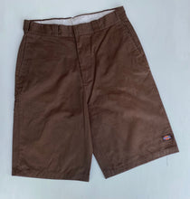 Load image into Gallery viewer, Dickies Shorts W36