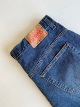 Load image into Gallery viewer, Guess Jeans W36 L34