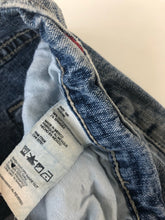 Load image into Gallery viewer, Tommy Hilfiger Jeans W38 L31