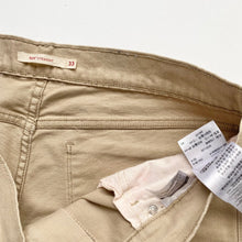 Load image into Gallery viewer, Levi’s 505 W33 L32