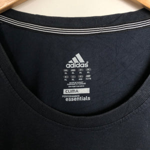 Adidas t-shirt (XL)