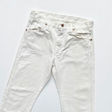Load image into Gallery viewer, Wrangler Jeans W30 L32