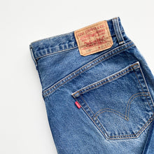 Load image into Gallery viewer, Levi’s 505 W36 L29