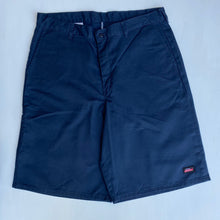 Load image into Gallery viewer, Dickies Shorts W38