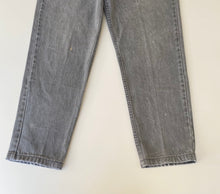 Load image into Gallery viewer, Vintage Jeans W26 L27