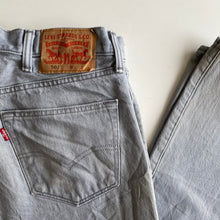 Load image into Gallery viewer, Levi’s 501 W38 L38