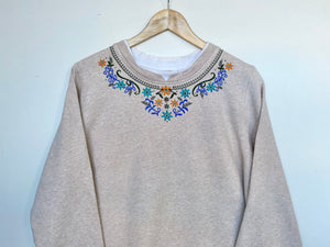 Embroidered ‘Floral’ sweatshirt (L)