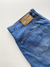 Load image into Gallery viewer, Chaps Jeans W34 L34