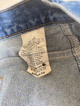 Load image into Gallery viewer, Carhartt Jeans W42 L28