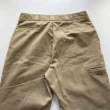Load image into Gallery viewer, Distressed Dickies W40 L32