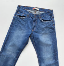Load image into Gallery viewer, Levi’s 505 W33 L28