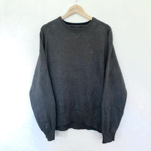 Load image into Gallery viewer, Tommy Hilfiger jumper (XL)