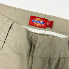 Load image into Gallery viewer, Women’s Dickies W26 L32