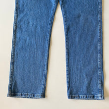 Load image into Gallery viewer, Wrangler Jeans W38 L30