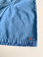 Load image into Gallery viewer, Dickies Shorts W34
