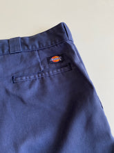 Load image into Gallery viewer, Dickies Shorts W34