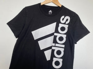 Adidas t-shirt (XS)