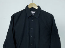 Load image into Gallery viewer, Calvin Klein shirt (M)