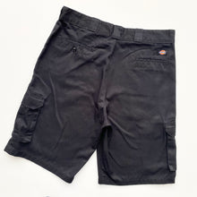 Load image into Gallery viewer, Dickies Cargo Shorts W36