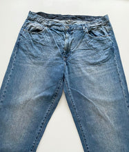 Load image into Gallery viewer, Nautica Jeans W38 L30