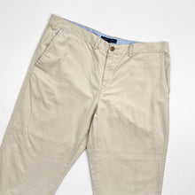 Load image into Gallery viewer, Tommy Hilfiger Trousers W38 L30