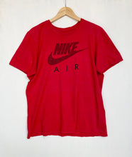 Load image into Gallery viewer, Nike t-shirt (L)