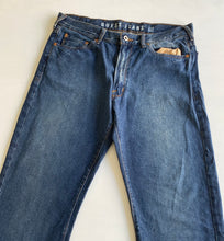Load image into Gallery viewer, Guess Jeans W34 L32