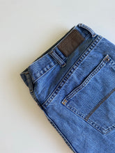 Load image into Gallery viewer, Tommy Hilfiger Jeans W38 L30