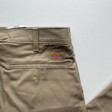 Load image into Gallery viewer, BNWT Dickies W38 L30