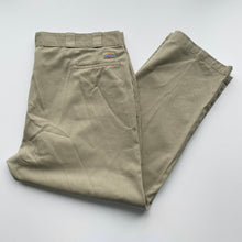 Load image into Gallery viewer, Dickies W42 L30