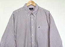 Load image into Gallery viewer, Nautica shirt (XL)