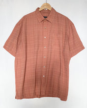 Load image into Gallery viewer, Check shirt (2XL)