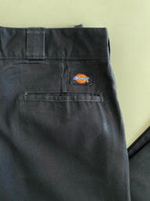 Load image into Gallery viewer, Dickies W36 L28