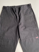 Load image into Gallery viewer, Dickies W38 L30