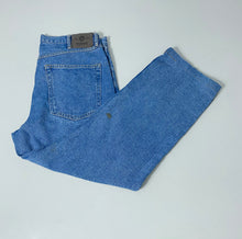 Load image into Gallery viewer, Wrangler Jeans W34 L28