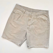 Load image into Gallery viewer, Wrangler Denim Shorts W38