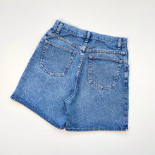 Load image into Gallery viewer, Wrangler Shorts W26