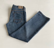 Load image into Gallery viewer, Tommy Hilfiger Jeans W32 L30