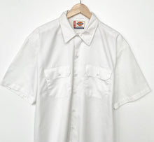 Load image into Gallery viewer, Dickies Shirt (XL)