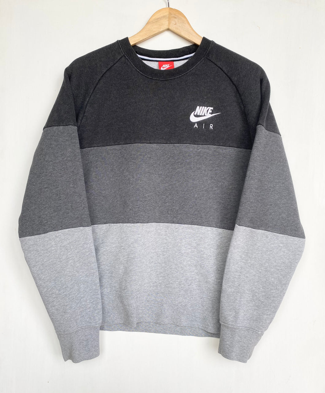Nike sweatshirt (M)