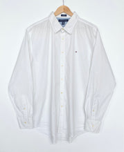 Load image into Gallery viewer, Tommy Hilfiger shirt (XL)