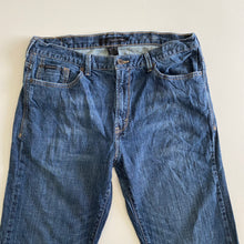 Load image into Gallery viewer, Calvin Klein Jeans W36 L33