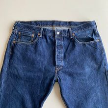 Load image into Gallery viewer, Levi&#39;s 501 W38 L32