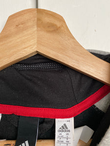 Adidas hoodie (XS)